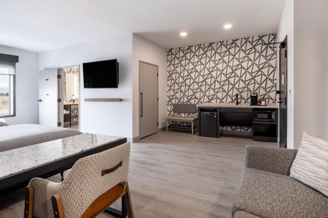 Atwell Suites - Denver Airport Tower Road By Ihg Dış mekan fotoğraf